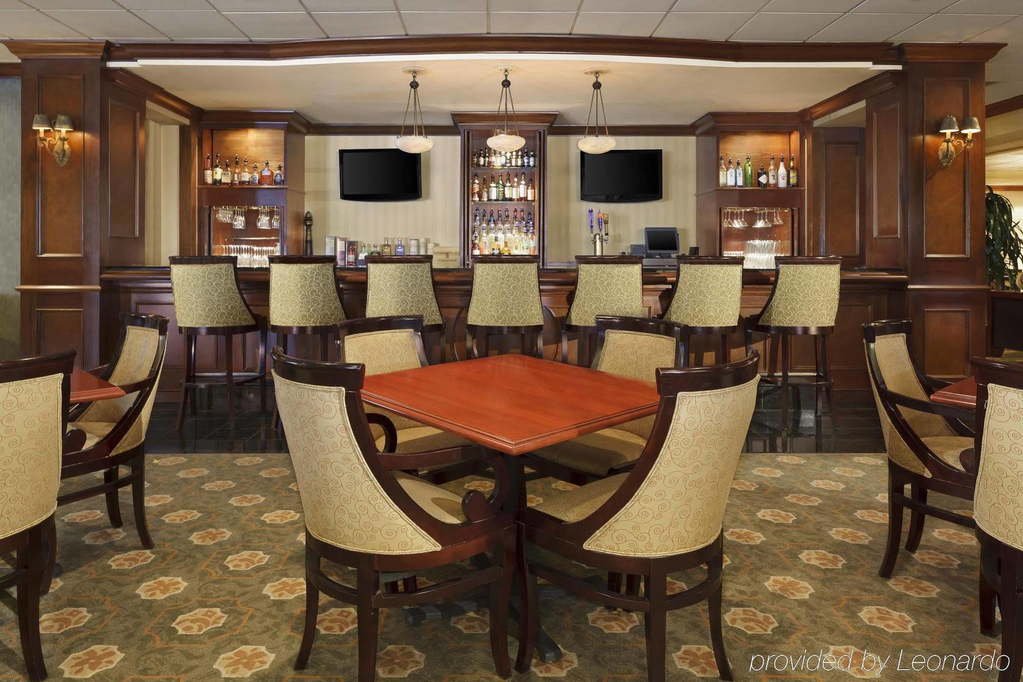 Wyndham - West Dodge