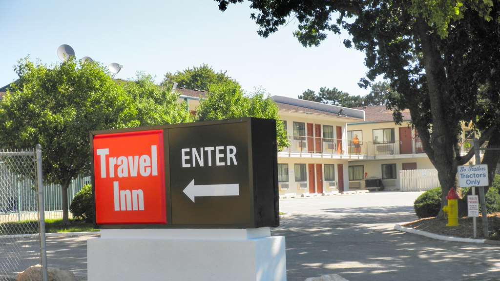 Travel By Oyo Motel