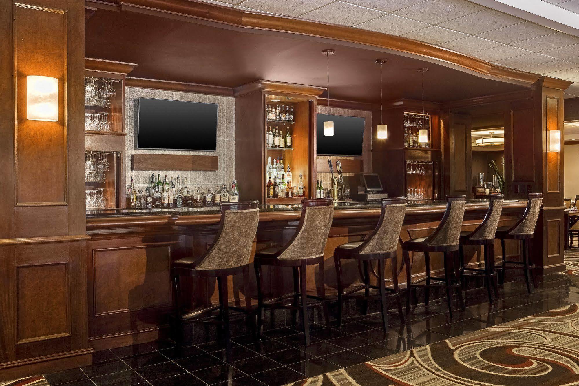 Hotel Wyndham - West Dodge Omaha