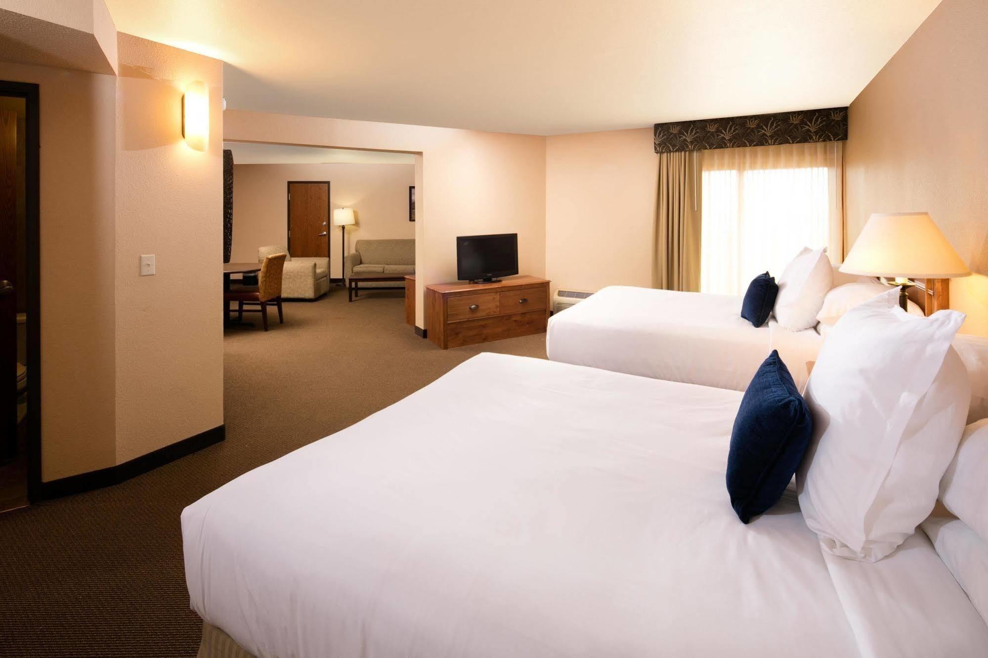 Hotel Ramada Plaza By Wyndham