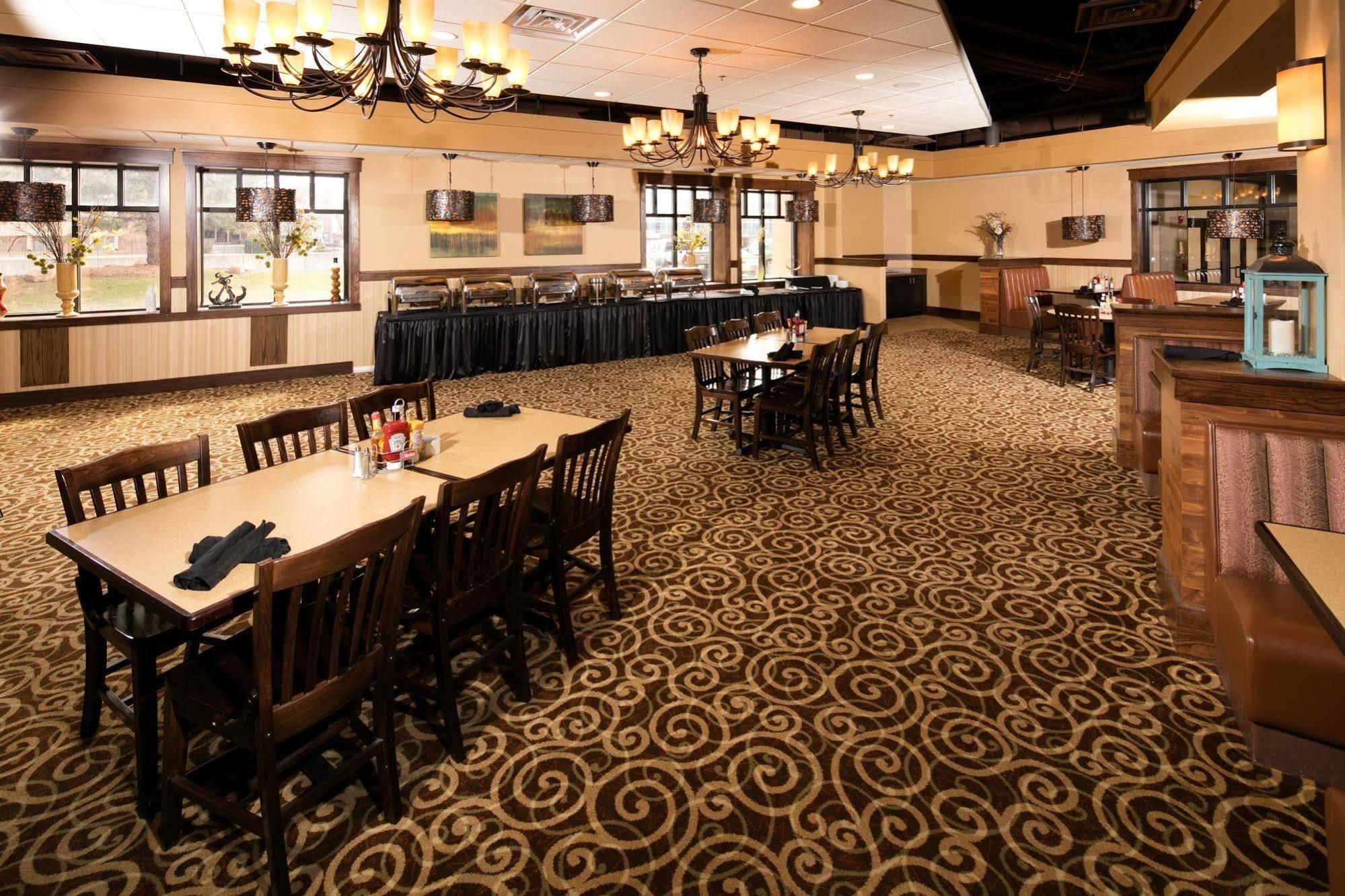 Ramada Plaza By Wyndham Hotel