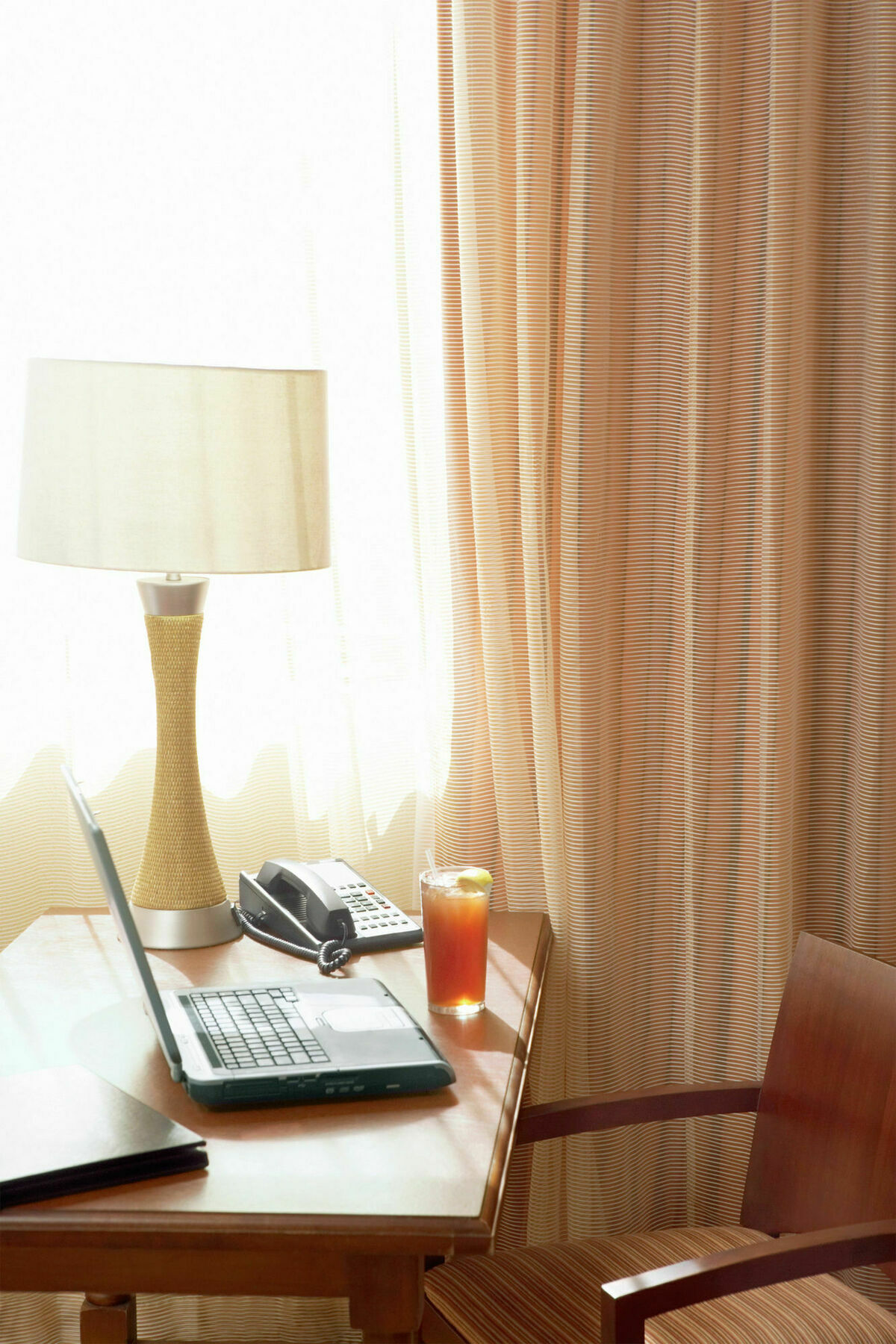 Country & By Radisson, Airport, Ia Omaha